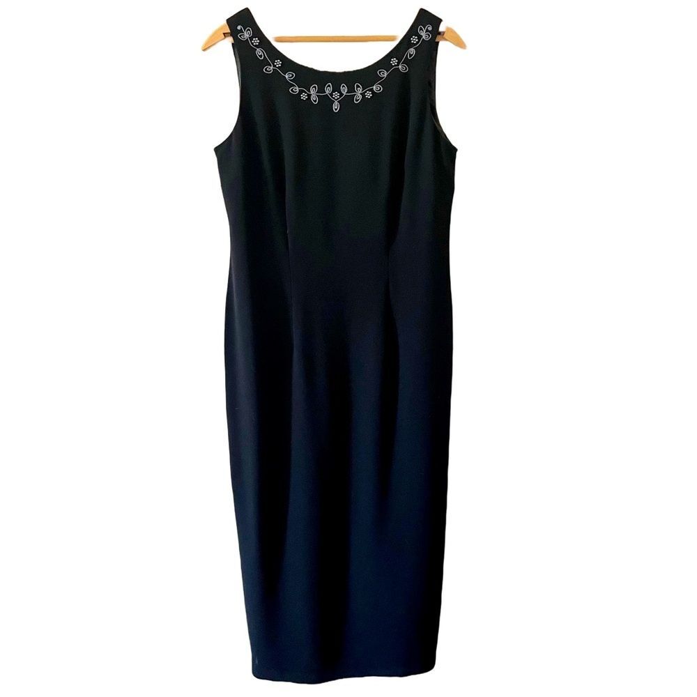Vintage 90’s Sleeveless Sheath Dress Black Crepe Floral Embroidery Beading 8
